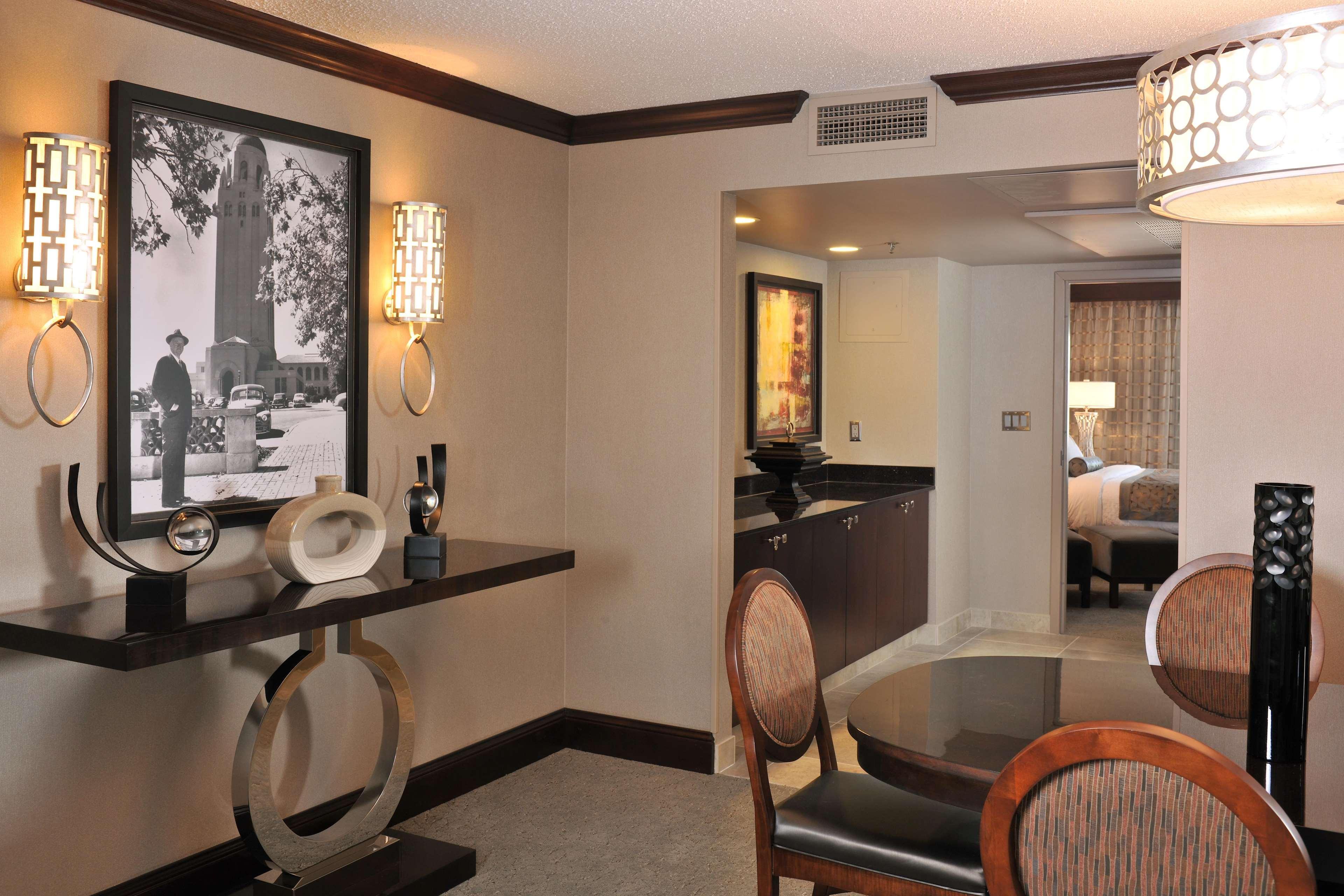 Embassy Suites Des Moines Downtown Kamer foto