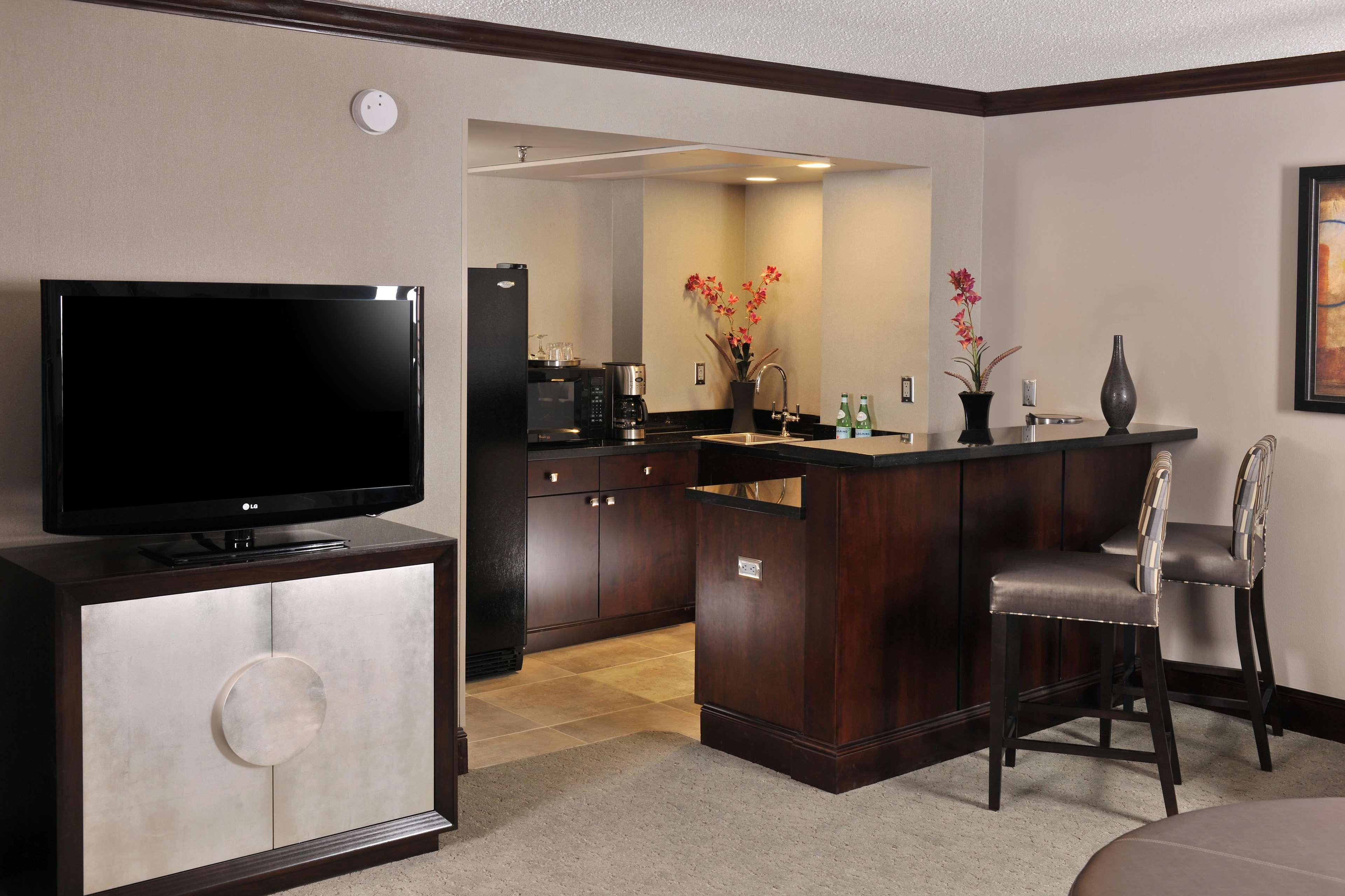 Embassy Suites Des Moines Downtown Kamer foto