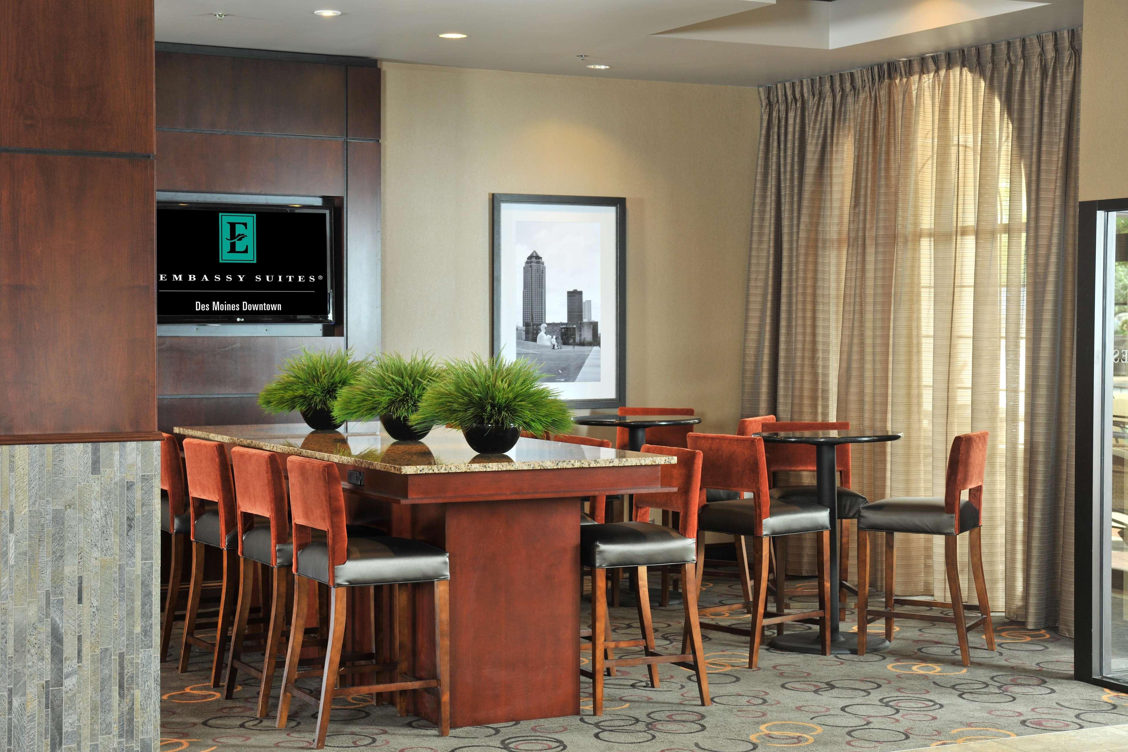 Embassy Suites Des Moines Downtown Buitenkant foto